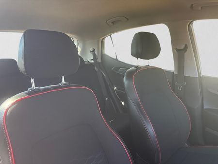 2024-Hyundai-Grand-i10-10-Motion_15