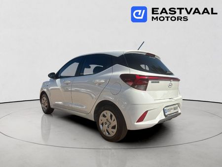 2024-Hyundai-Grand-i10-10-Motion_4
