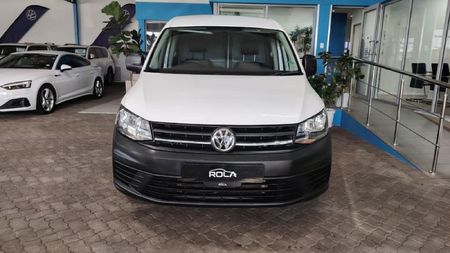 2021-Volkswagen-Caddy-Maxi-20-TDI-81kW-Panel-Van_1