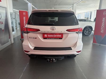 2023-Toyota-Fortuner-24-GD-6-Raised-Body-Auto_7