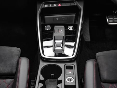 2024-Audi-A3-14-TFSI-S-Line-Auto-35-TFSI_12