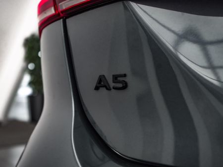2025-Audi-A5-TFSI-Quattro-S-Line-200kW_23