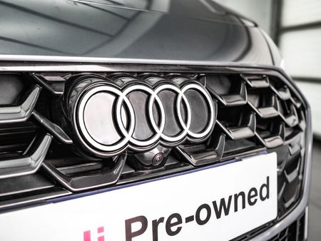 2025-Audi-A5-TFSI-Quattro-S-Line-200kW_5