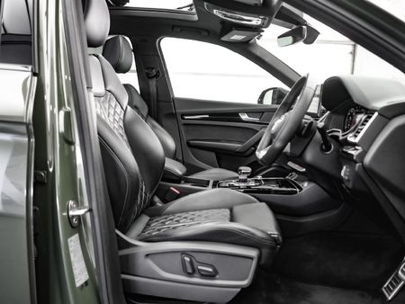 2024-Audi-Q5-Sportback-quattro-S-Line-Auto-40-TDI_12
