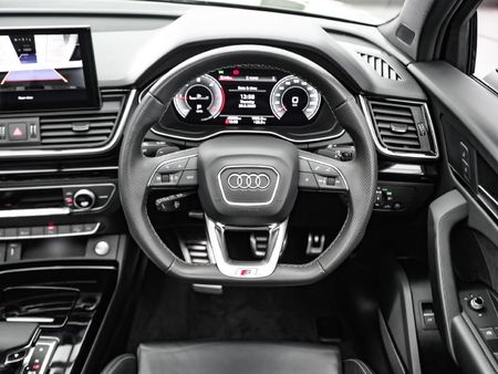2024-Audi-Q5-Sportback-quattro-S-Line-Auto-40-TDI_15