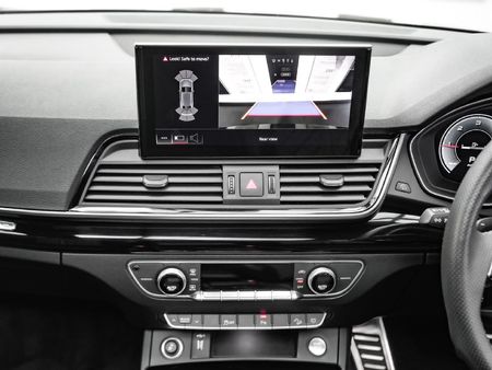 2024-Audi-Q5-Sportback-quattro-S-Line-Auto-40-TDI_17