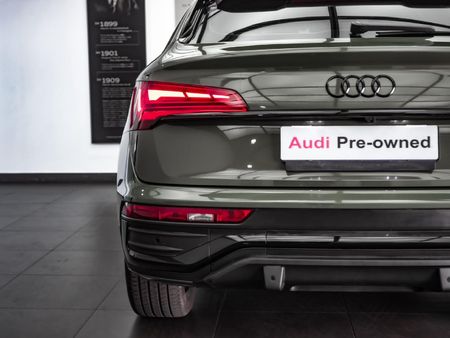 2024-Audi-Q5-Sportback-quattro-S-Line-Auto-40-TDI_25