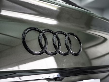 2024-Audi-Q5-Sportback-quattro-S-Line-Auto-40-TDI_28