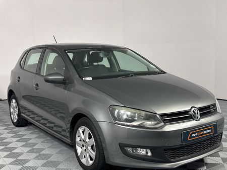 2011-Volkswagen-Polo-14-Comfortline-5-dr_2