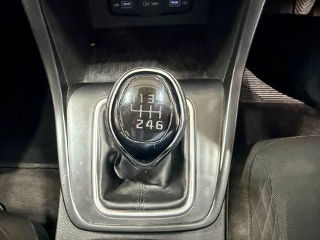 2023-Hyundai-Creta-15-Premium_18