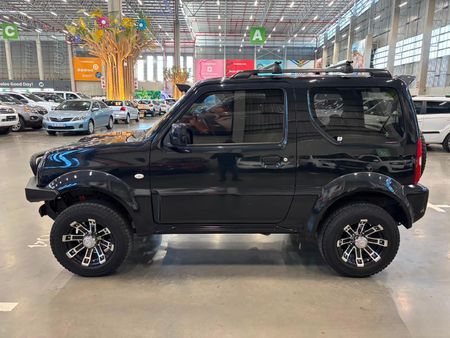 2018-Suzuki-Jimny-13_3