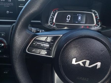 2023-Kia-Sonet-15-LX_8