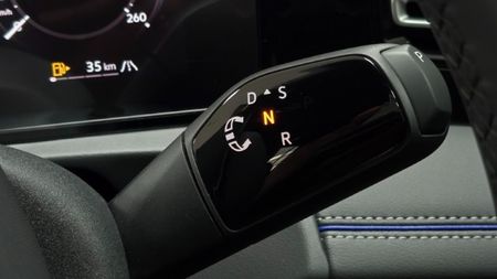 2026-Volkswagen-Tiguan-14TSI-R-Line_16