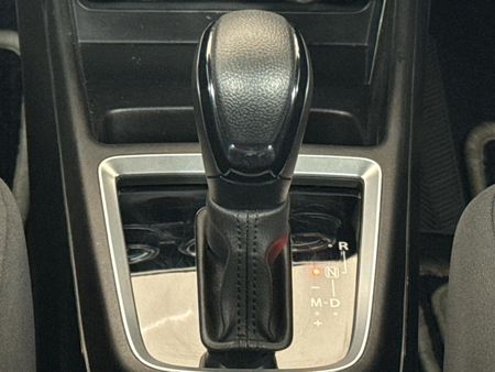 2023-Suzuki-Swift-12-GLX-Auto_11