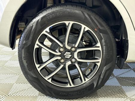 2023-Suzuki-Swift-12-GLX-Auto_18