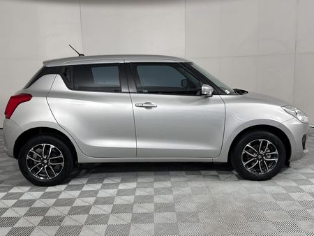 2023-Suzuki-Swift-12-GLX-Auto_3