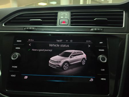 2022-Volkswagen-Tiguan-14-TSI-R-Line-DSG-Auto-110kW_17