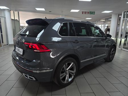2022-Volkswagen-Tiguan-14-TSI-R-Line-DSG-Auto-110kW_2