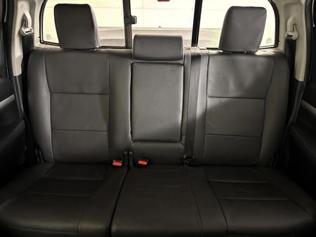 2025-Toyota-Hilux-24-GD-6-Raised-Body-Raider-Auto-Double-Cab_8
