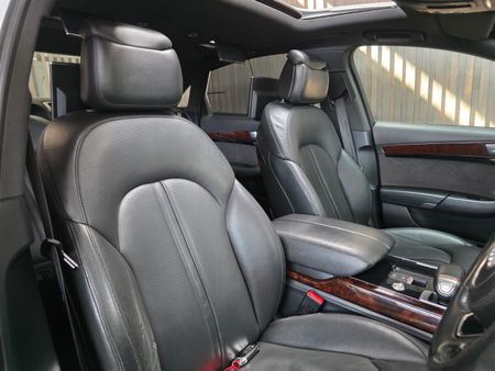 2013-Audi-A8-42-TDI-quattro-Auto_17