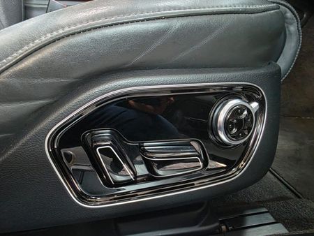 2013-Audi-A8-42-TDI-quattro-Auto_20