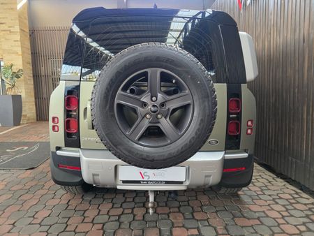 2021-Land-Rover-Defender-110-D240-SE-177kW_9