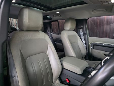 2021-Land-Rover-Defender-110-D240-SE-177kW_18