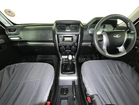 2024-Mahindra-Pik-Up-22-mHawk-S6-4x4-Double-Cab_6