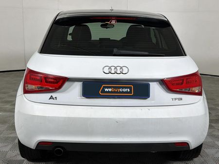 2014-Audi-A1-Sportback-12-TFSI-Attraction_4