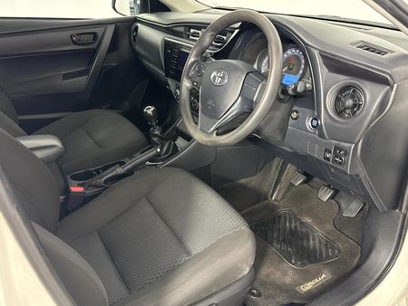 2022-Toyota-Corolla-Quest-18-Plus_10