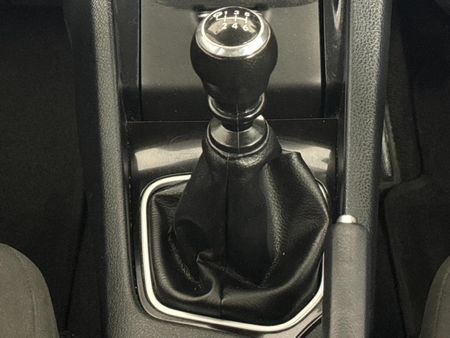 2022-Toyota-Corolla-Quest-18-Plus_11