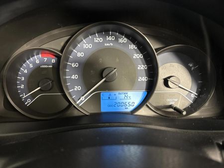 2022-Toyota-Corolla-Quest-18-Plus_7