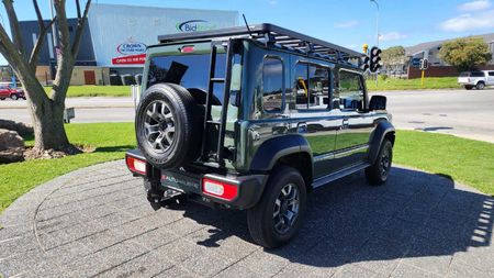 2025-Suzuki-Jimny-15-GLX-AllGrip-5-Door-Auto_6