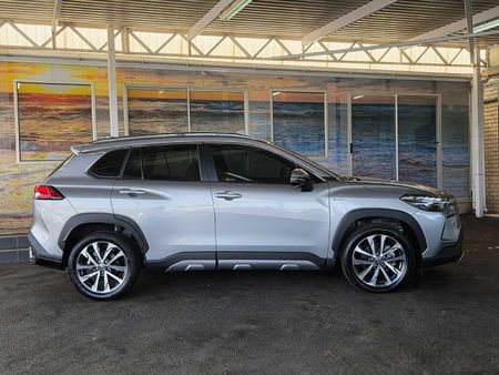 2026-Toyota-Corolla-Cross-18-XR-Hybrid_2
