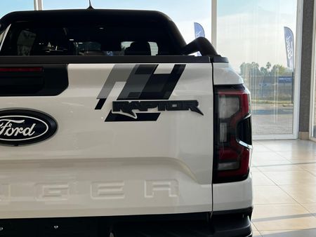 2026-Ford-Ranger-30-V6-Raptor-Auto-4x4-Double-Cab_16