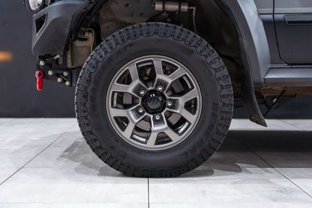 2021-Suzuki-Jimny-15-GLX_11