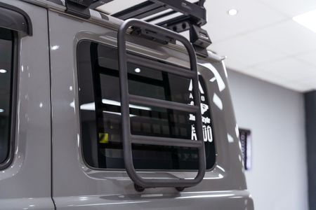 2021-Suzuki-Jimny-15-GLX_21