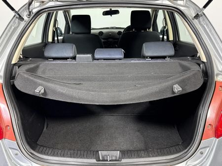2015-Mazda-2-13-Active-5-dr_14