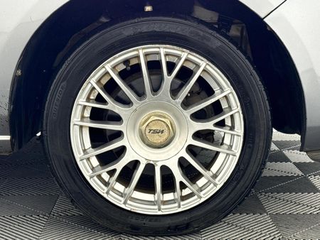 2015-Mazda-2-13-Active-5-dr_16