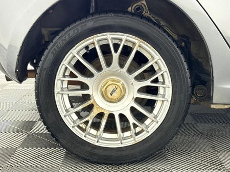 2015-Mazda-2-13-Active-5-dr_18