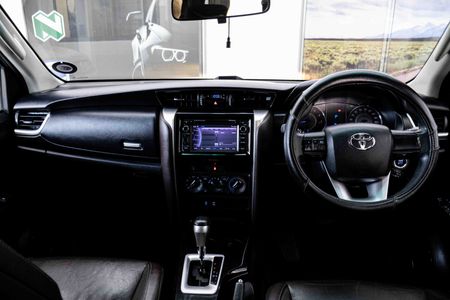 2017-Toyota-Fortuner-27-VVTi-Raised-Body-Auto_16