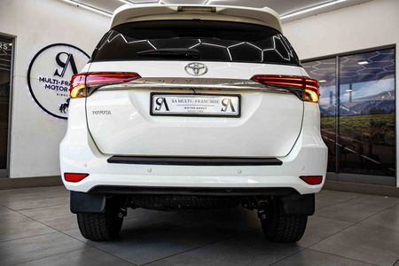 2017-Toyota-Fortuner-27-VVTi-Raised-Body-Auto_6
