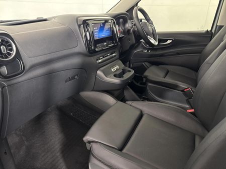 2026-Mercedes-Benz-Vito-119-20-CDI-Tourer-Select-Auto_9
