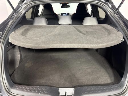 2023-Toyota-C-HR-12T-Luxury-Auto_14