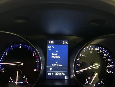 2023-Toyota-C-HR-12T-Luxury-Auto_7