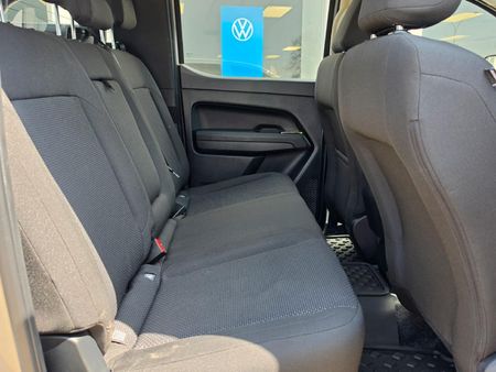 2025-Volkswagen-Amarok-20-TDI-125kW-Double-Cab_14