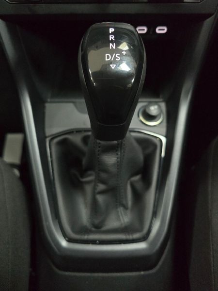 2025-Volkswagen-T-Cross-10-TSI-Comfortline-Auto_10