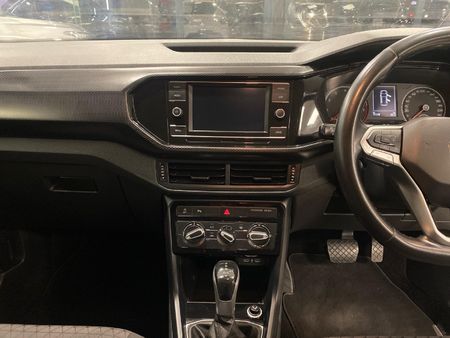 2024-Volkswagen-T-Cross-10-TSI-Comfortline-Auto_12