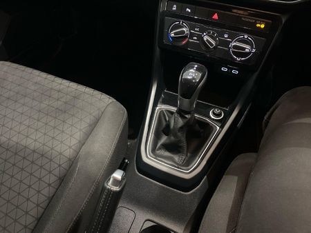 2024-Volkswagen-T-Cross-10-TSI-Comfortline-Auto_16