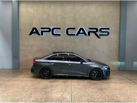 2025-Audi-RS3-Quattro-Auto_1